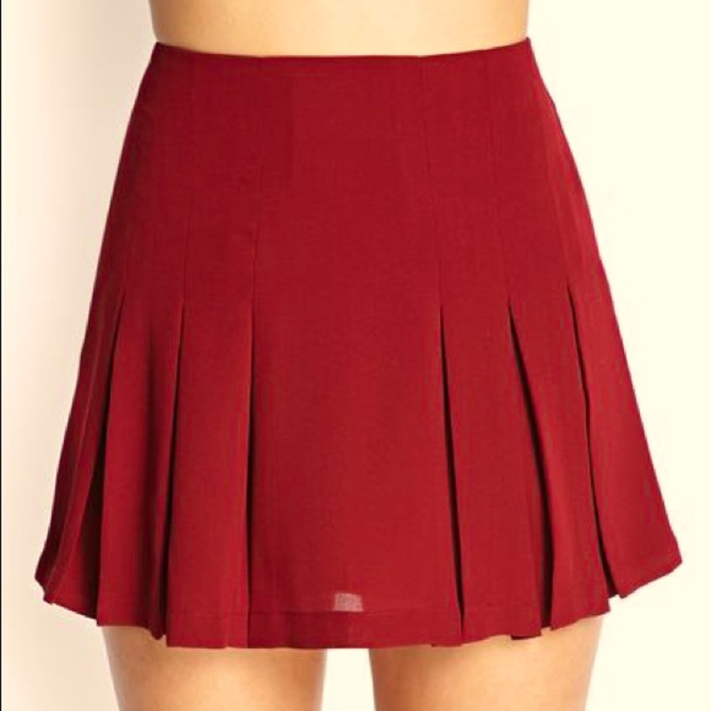 Forever 21 Burgundy Pleated Skirt